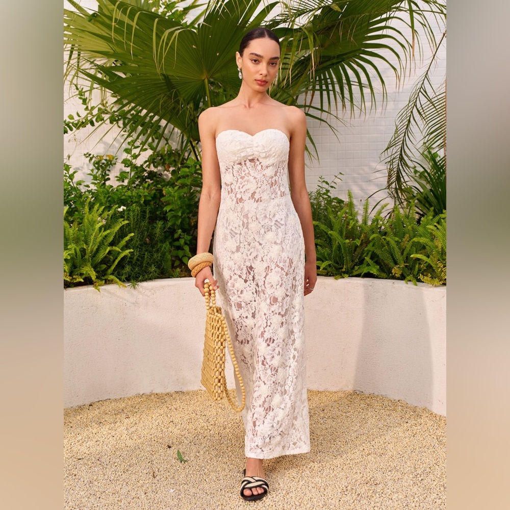 Commense Strapless White Lace Maxi Dress